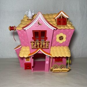 Lalaloopsy Mini Sew Sweet House Playset Dollhouse 2011 MGA Entertainment 510321